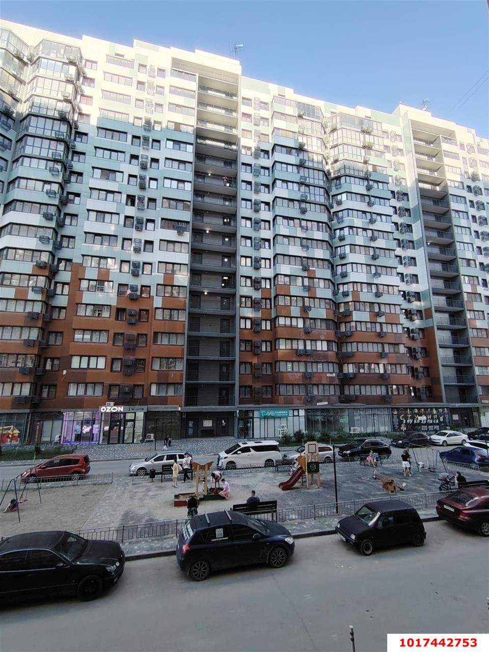 Фото №1: 1-комнатная квартира 40&nbsp;м², 2/17&nbsp;эт. - Краснодар, Прикубанский внутригородской округ, Россинского, мкр. жилой комплекс Символ, ул. Командорская, 9/2