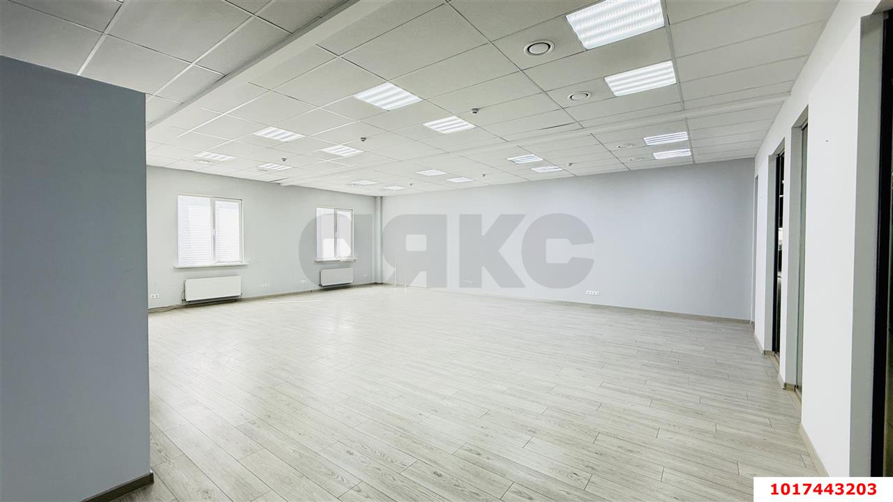 Фото №2: Офисное помещение 263&nbsp;м², 2/2&nbsp;эт. - Краснодар, Прикубанский внутригородской округ, мкр. КП Близкий, ул. Ивана Шкабуры, 8