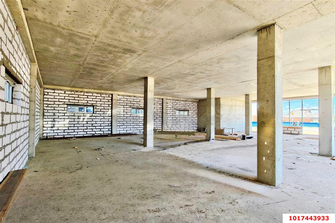 Фото №11: Отдельное здание 677&nbsp;м², 1/2&nbsp;эт. - Яблоновский, ул. Дорожная, 214/3