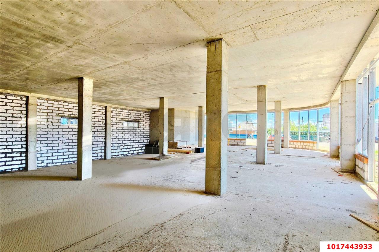 Фото №10: Отдельное здание 677&nbsp;м², 1/2&nbsp;эт. - Яблоновский, ул. Дорожная, 214/3