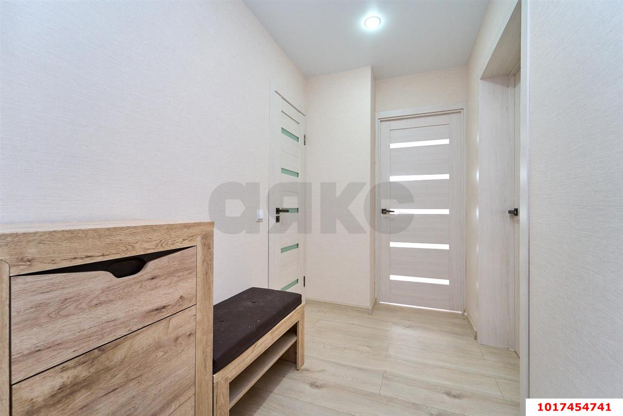 Фото №4: 1-комнатная квартира 42&nbsp;м², 16/16&nbsp;эт. - Краснодар, Прикубанский внутригородской округ, мкр. Завод Измерительных Приборов, ул. имени 40-летия Победы, 33/10
