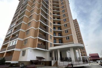 Фото №1: 2-комнатная квартира 59 м², 2/16 эт. - Краснодар, мкр. ЖК Жемчужина, ул. имени Ф.И. Шаляпина, 30/1к2