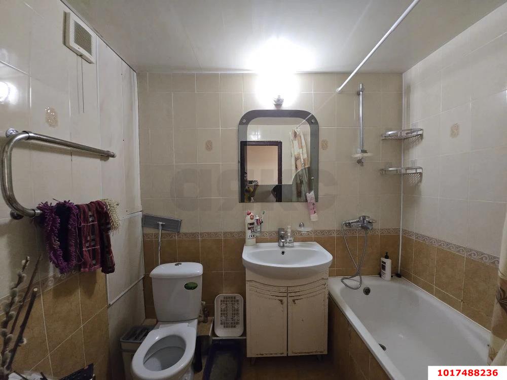 Фото №13: 2-комнатная квартира 55&nbsp;м², 1/12&nbsp;эт. - Краснодар, Западный внутригородской округ, мкр. Юбилейный, б-р Платановый, 10