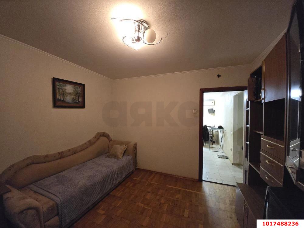 Фото №10: 2-комнатная квартира 55&nbsp;м², 1/12&nbsp;эт. - Краснодар, Западный внутригородской округ, мкр. Юбилейный, б-р Платановый, 10