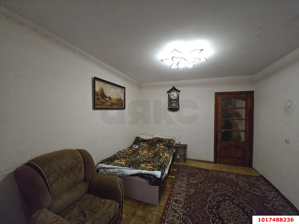 Фото №6: 2-комнатная квартира 55&nbsp;м², 1/12&nbsp;эт. - Краснодар, Западный внутригородской округ, мкр. Юбилейный, б-р Платановый, 10