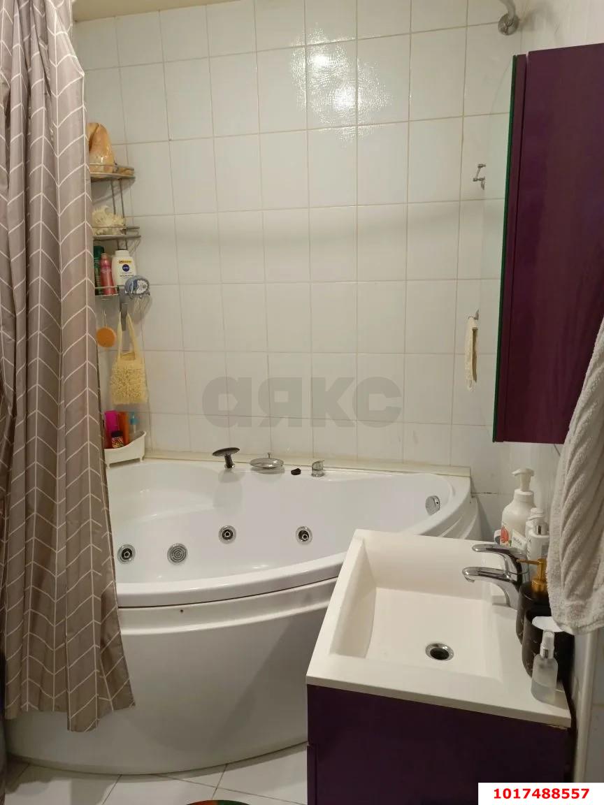 Фото №10: 1-комнатная квартира 61&nbsp;м², 1/5&nbsp;эт. - Краснодар, Прикубанский внутригородской округ, мкр. Музыкальный, ул. Чайковского, 25