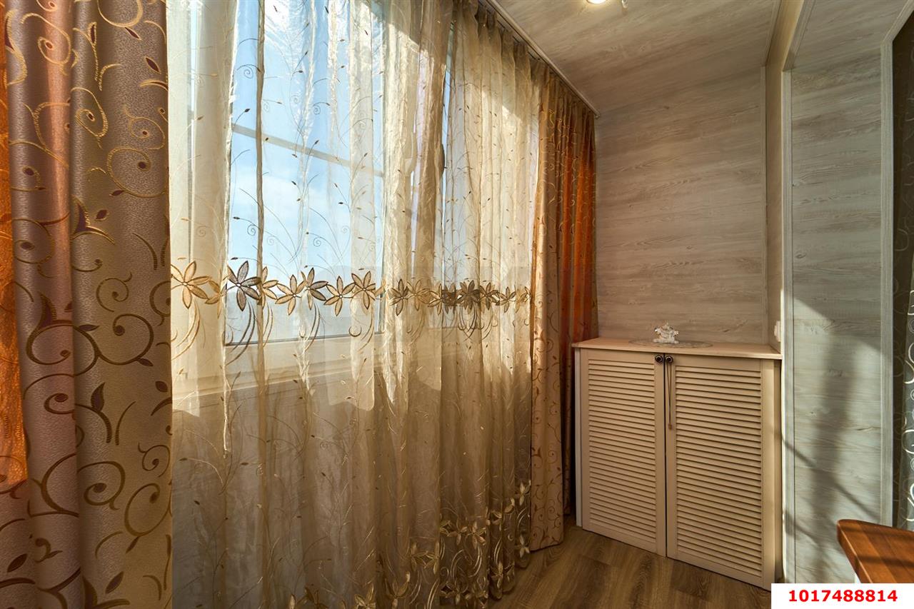 Фото №2: 3-комнатная квартира 68&nbsp;м², 8/10&nbsp;эт. - Краснодар, Карасунский внутригородской округ, мкр. Черёмушки, ул. Ставропольская, 89