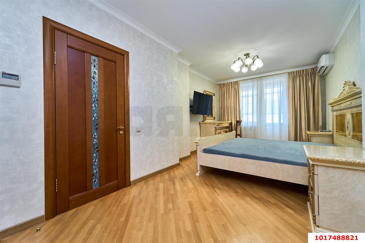 Фото №12: 5+-комнатная квартира 200&nbsp;м², 10/14&nbsp;эт. - Краснодар, Прикубанский внутригородской округ, Отделение № 1 совхоза Солнечный, мкр. Фестивальный, ул. Атарбекова, 5