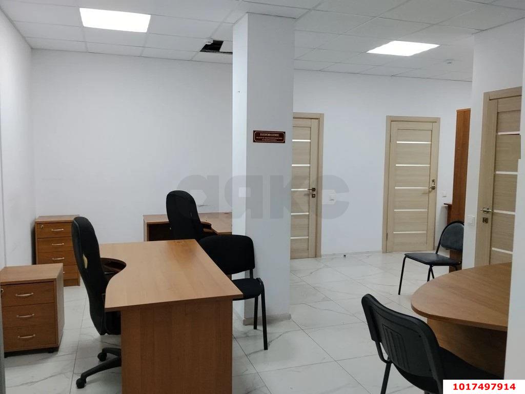 Фото №11: Торговое помещение 70&nbsp;м², 1/18&nbsp;эт. - Краснодар, Прикубанский внутригородской округ, Восточно-Кругликовский, мкр. ЖК Барселона, ул. имени 40-летия Победы, 97