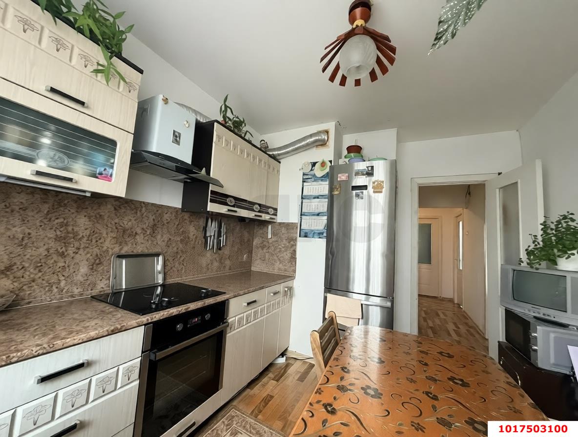 Фото №3: 3-комнатная квартира 67&nbsp;м², 5/5&nbsp;эт. - Ленина, мкр. Карасунский внутригородской округ, ул. Наримановская, 40
