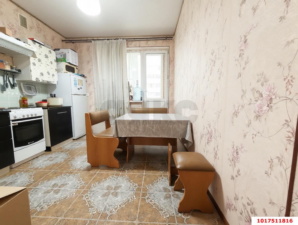 Фото №1: 2-комнатная квартира 61&nbsp;м², 1/5&nbsp;эт. - Краснодар, Прикубанский внутригородской округ, мкр. Музыкальный, ул. имени Мусоргского М.П., 19