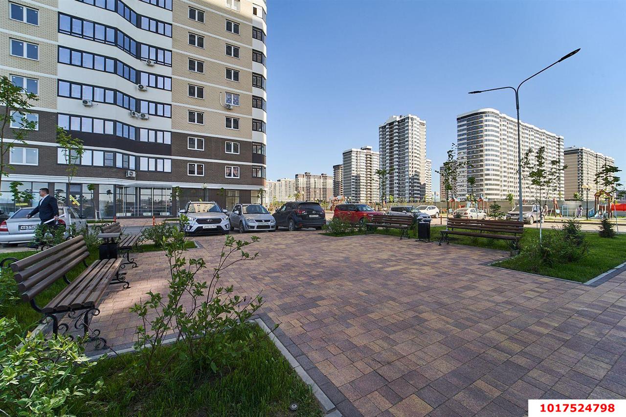 Фото №17: 1-комнатная квартира 53&nbsp;м², 18/24&nbsp;эт. - Краснодар, Прикубанский внутригородской округ, Россинского, мкр. жилой комплекс Титаны, б-р Адмирала Пустошкина, 11
