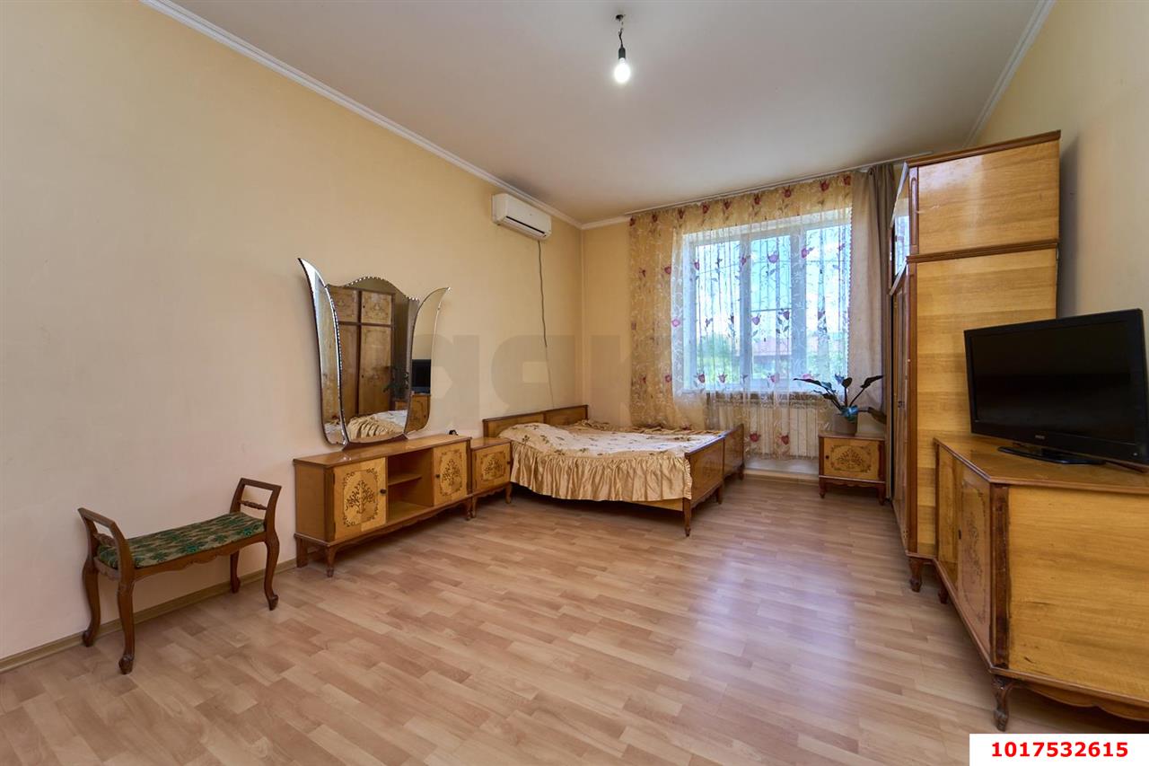 Фото №9: Дом 466&nbsp;м² + 8.07&nbsp;сот., 2&nbsp;эт. - Краснодар, Прикубанский внутригородской округ, Калинино, мкр. Завод Радиоизмерительных Приборов, ул. Белозёрная, 29