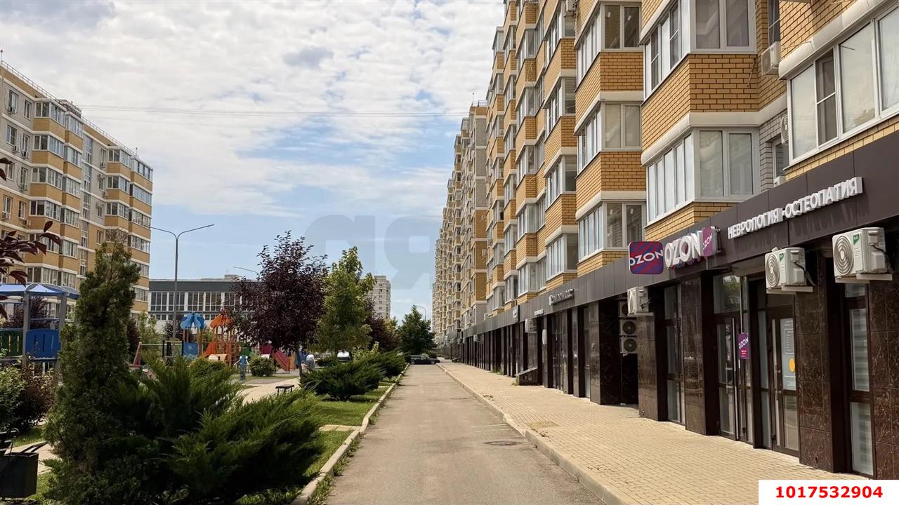 Фото №2: Торговое помещение 76&nbsp;м², 1/3&nbsp;эт. - Краснодар, Прикубанский внутригородской округ, Славянский, мкр. Светлоград, ул. Красных Партизан, 1/4к9