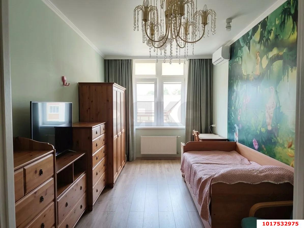 Фото №8: 3-комнатная квартира 100&nbsp;м², 2/3&nbsp;эт. - Краснодар, Прикубанский внутригородской округ, мкр. Фестивальный, ул. Сергея Михалёва, 2Б