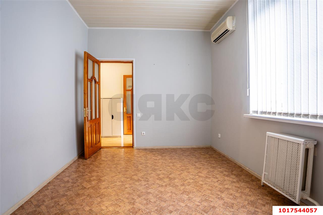 Фото №28: Дом 226&nbsp;м² + 2.91&nbsp;сот., 2&nbsp;эт. - Краснодар, Карасунский внутригородской округ, ж/м Пашковский, ул. Курортная