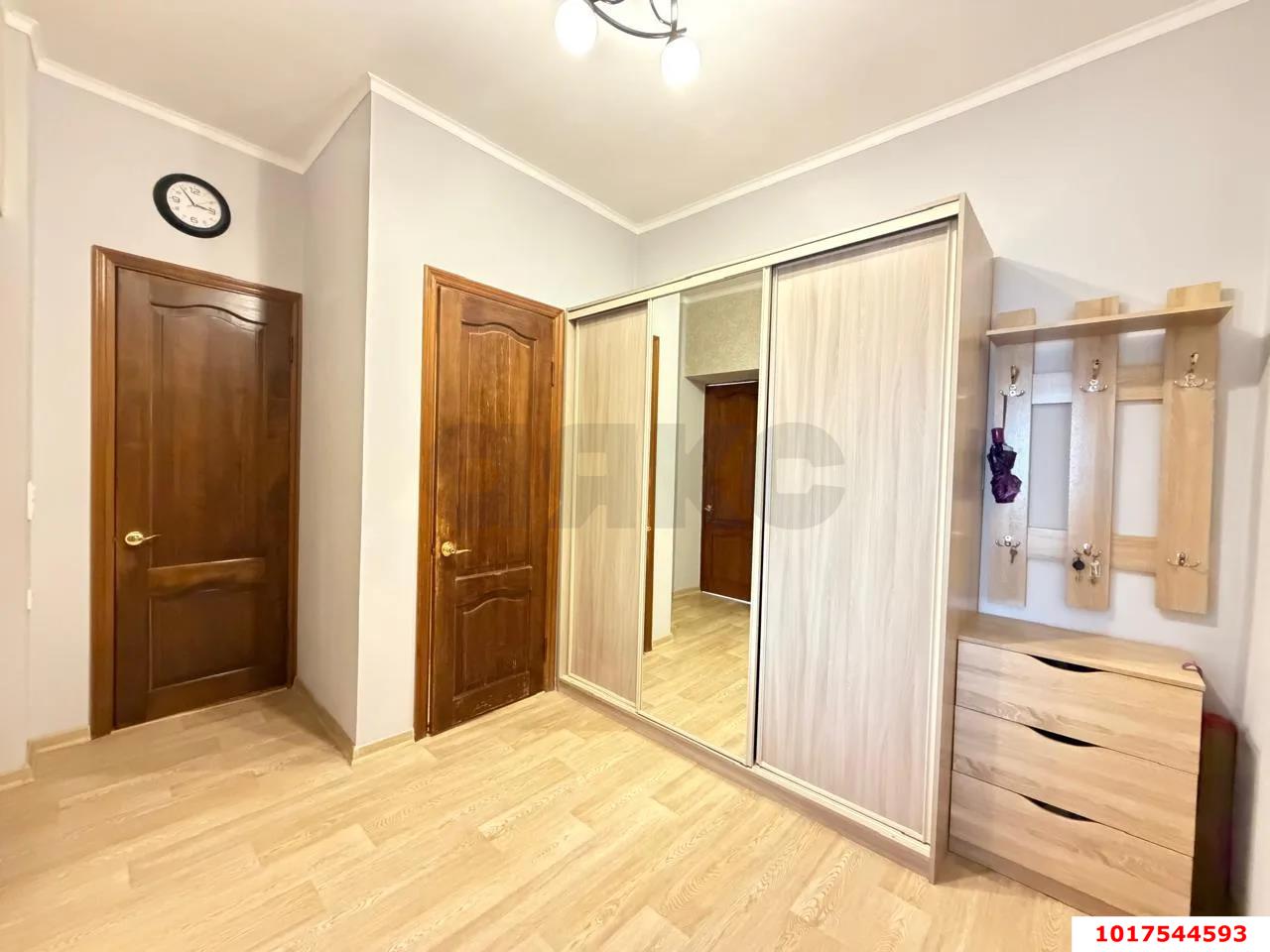 Фото №8: 1-комнатная квартира 72&nbsp;м², 2/8&nbsp;эт. - Краснодар, Прикубанский внутригородской округ, мкр. Музыкальный, ул. Аксайская, 44