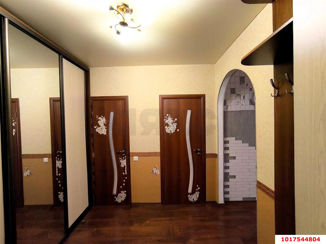Фото №7: 2-комнатная квартира 50&nbsp;м², 2/6&nbsp;эт. - Краснодар, Прикубанский внутригородской округ, мкр. Краевая Клиническая Больница, ул. 1 Мая, 298