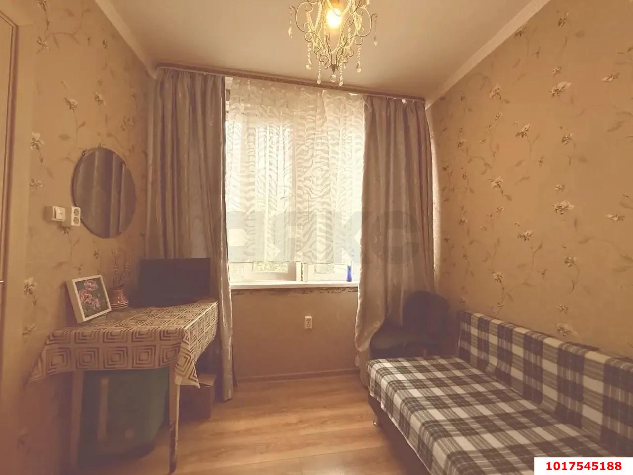 Фото №3: 2-комнатная квартира 29&nbsp;м², 1/1&nbsp;эт. - Краснодар, Центральный внутригородской округ, мкр. Центральный, ул. Базовская, 32