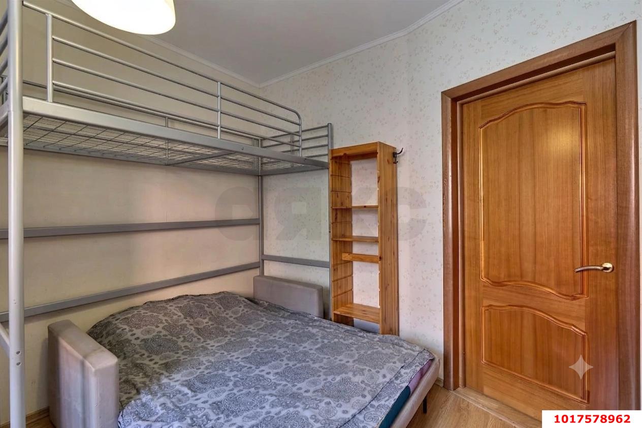 Фото №6: 2-комнатная квартира 80&nbsp;м², 1/4&nbsp;эт. - Краснодар, Прикубанский внутригородской округ, мкр. Музыкальный, ул. Ангарская, 1/3