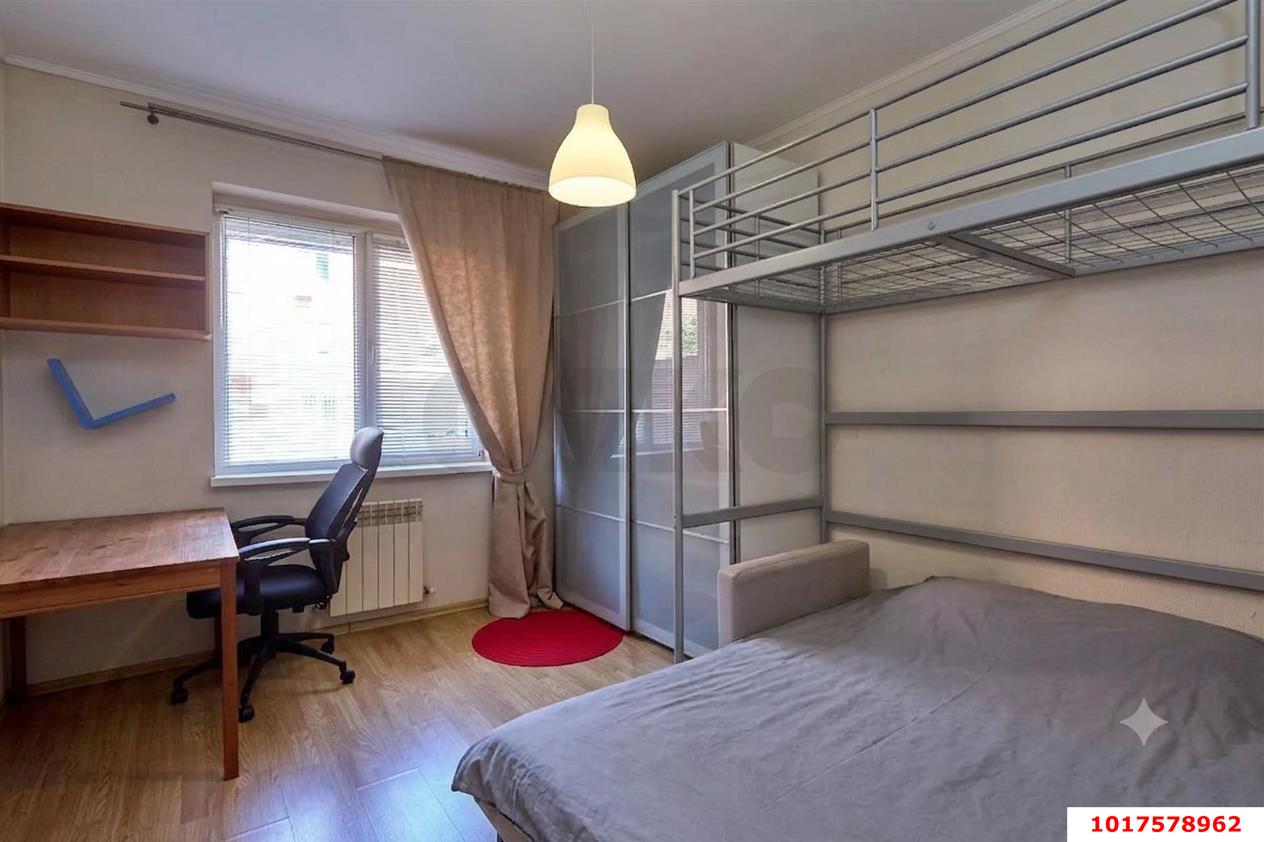 Фото №7: 2-комнатная квартира 80&nbsp;м², 1/4&nbsp;эт. - Краснодар, Прикубанский внутригородской округ, мкр. Музыкальный, ул. Ангарская, 1/3