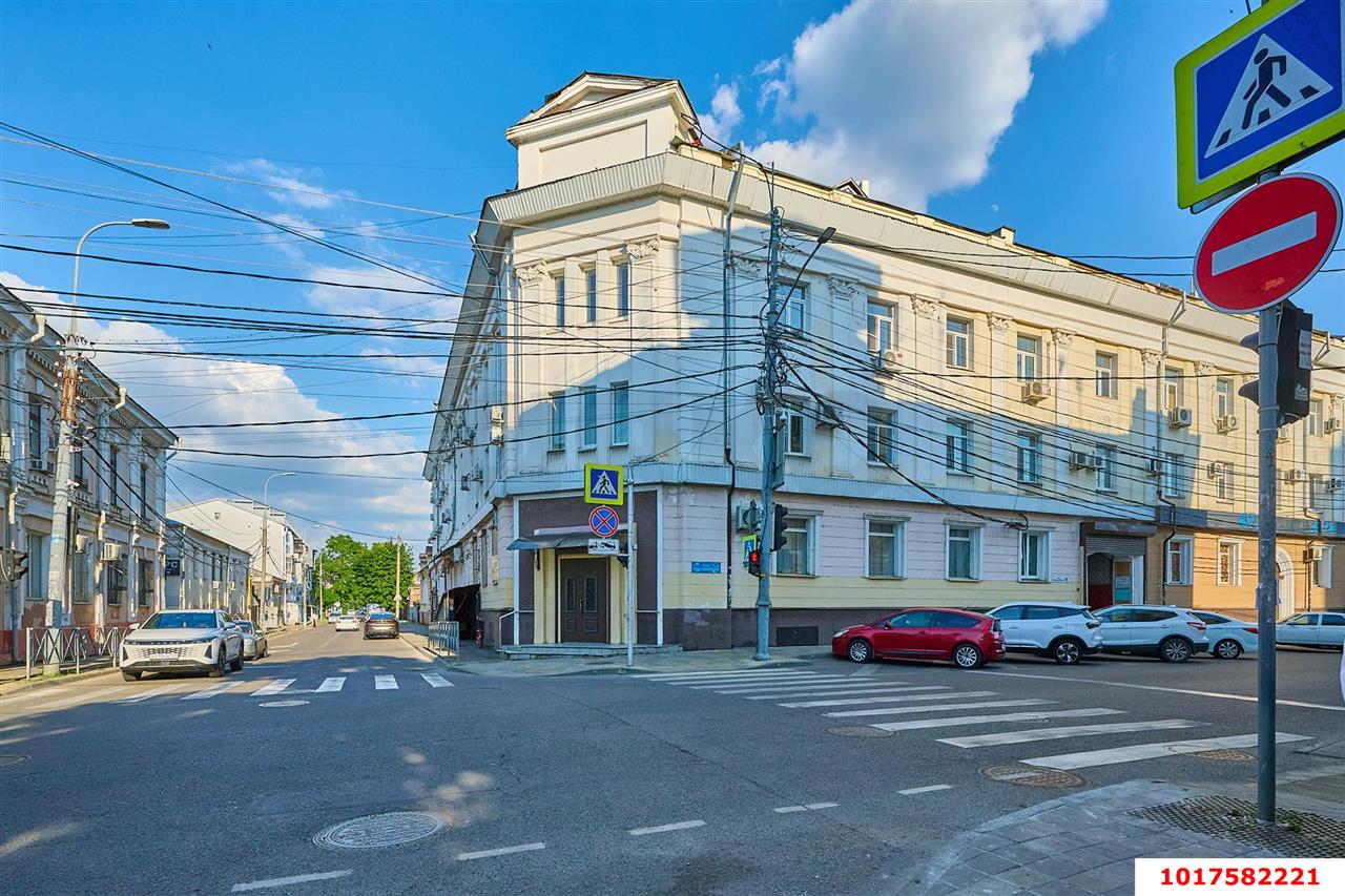 Фото №13: Офисное помещение 320&nbsp;м², 4/4&nbsp;эт. - Краснодар, Центральный внутригородской округ, мкр. Центральный, ул. Чапаева, 94