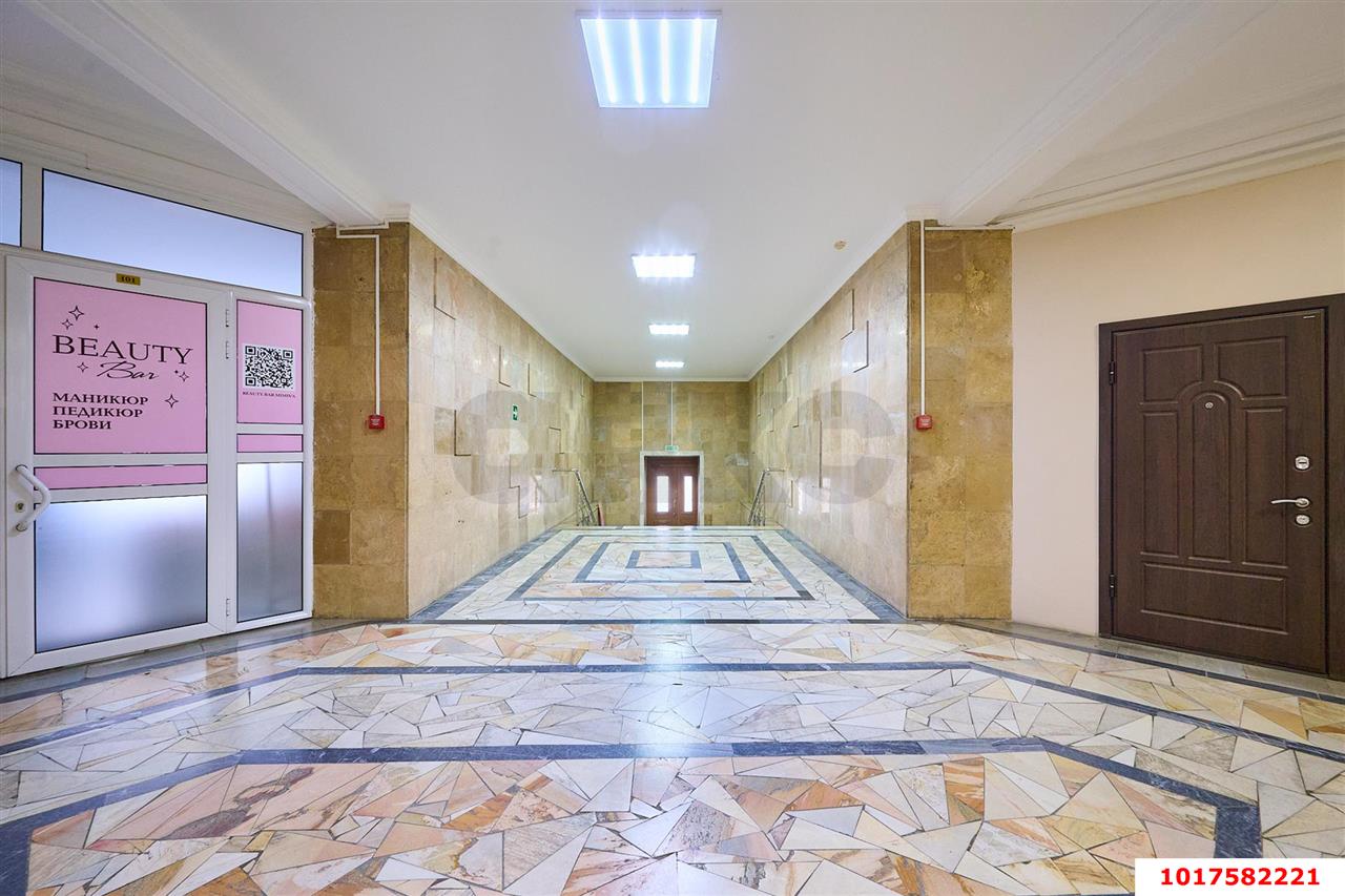 Фото №11: Офисное помещение 320&nbsp;м², 4/4&nbsp;эт. - Краснодар, Центральный внутригородской округ, мкр. Центральный, ул. Чапаева, 94