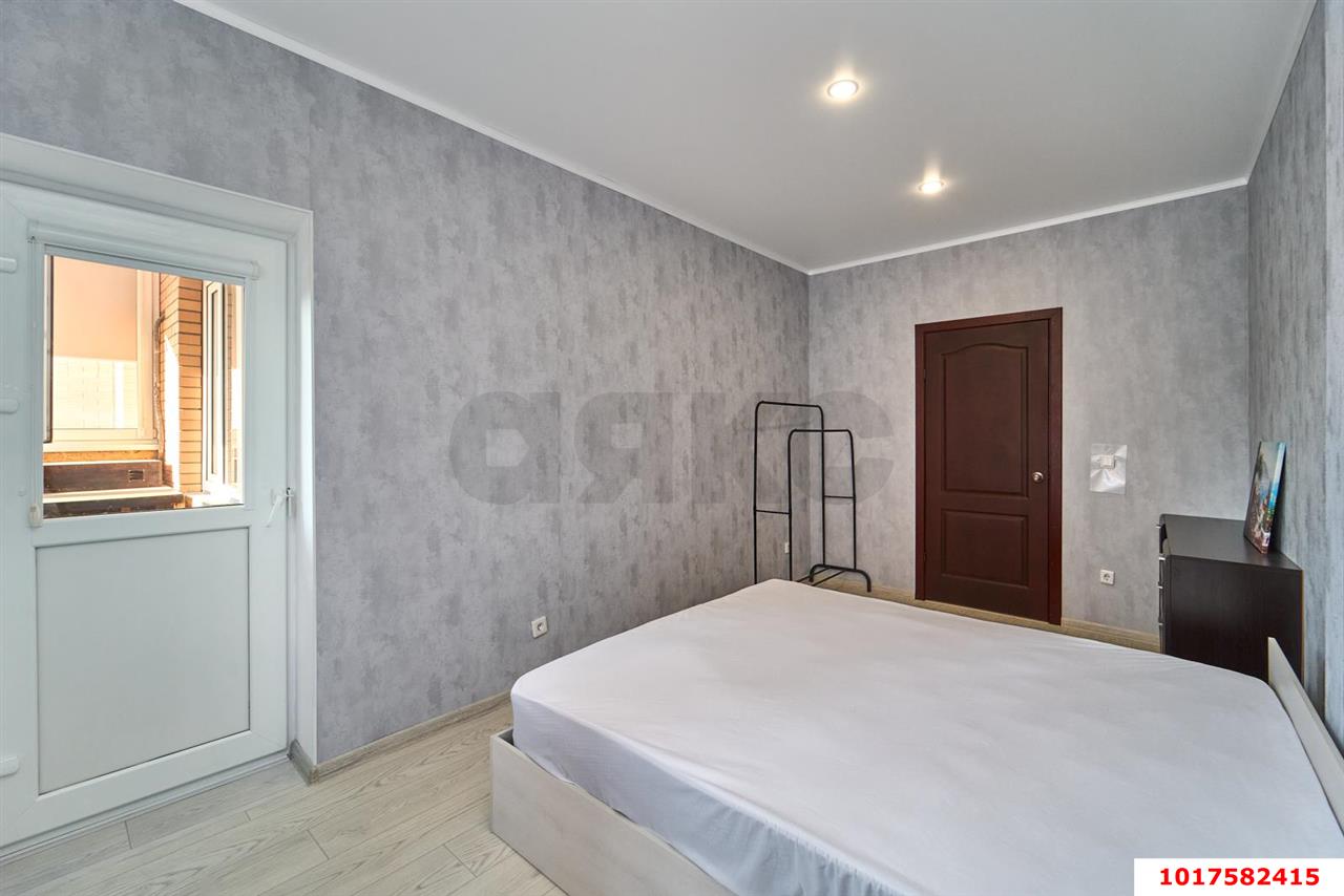 Фото №4: 2-комнатная квартира 59&nbsp;м², 13/25&nbsp;эт. - Краснодар, Прикубанский внутригородской округ, Завод Измерительных Приборов, мкр. ЖК Москва, ул. Российская, 79/3к2