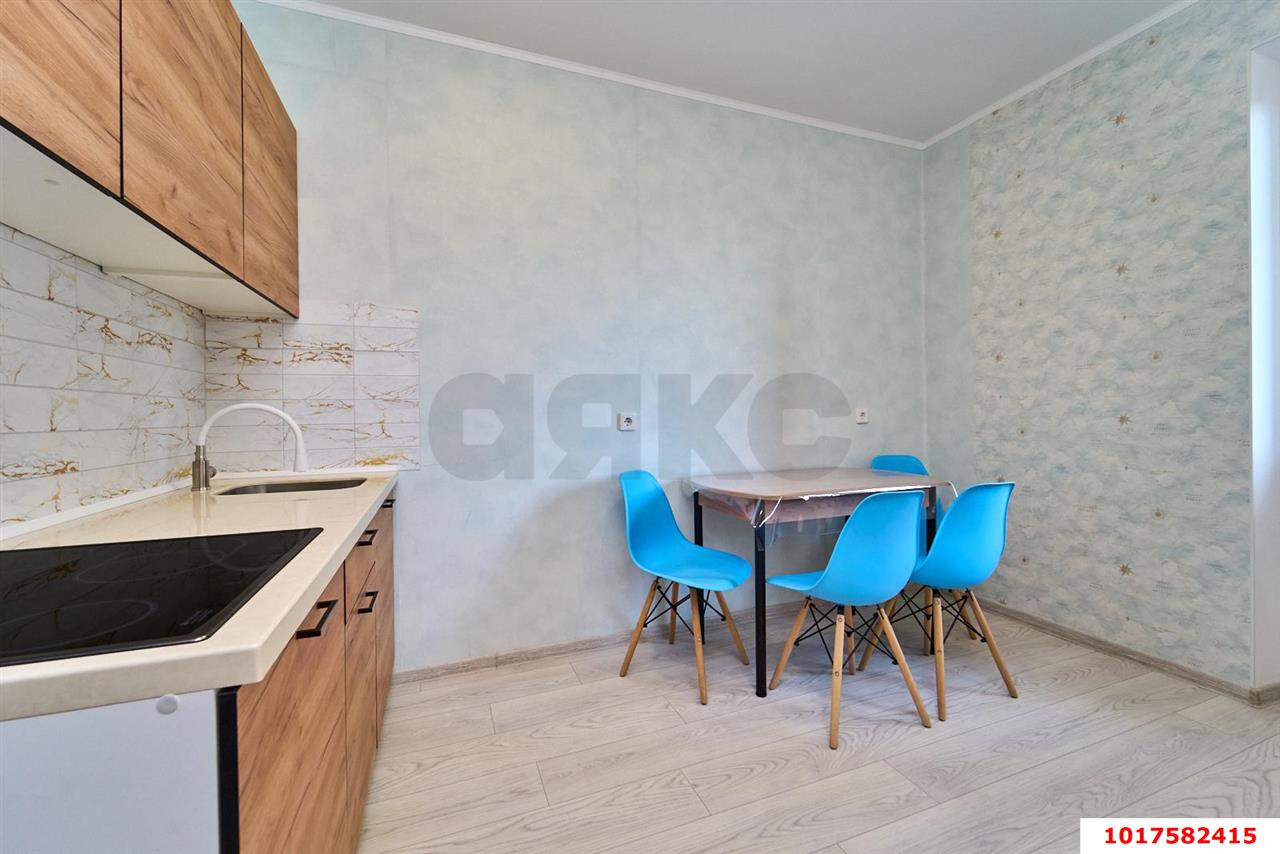 Фото №2: 2-комнатная квартира 59&nbsp;м², 13/25&nbsp;эт. - Краснодар, Прикубанский внутригородской округ, Завод Измерительных Приборов, мкр. ЖК Москва, ул. Российская, 79/3к2