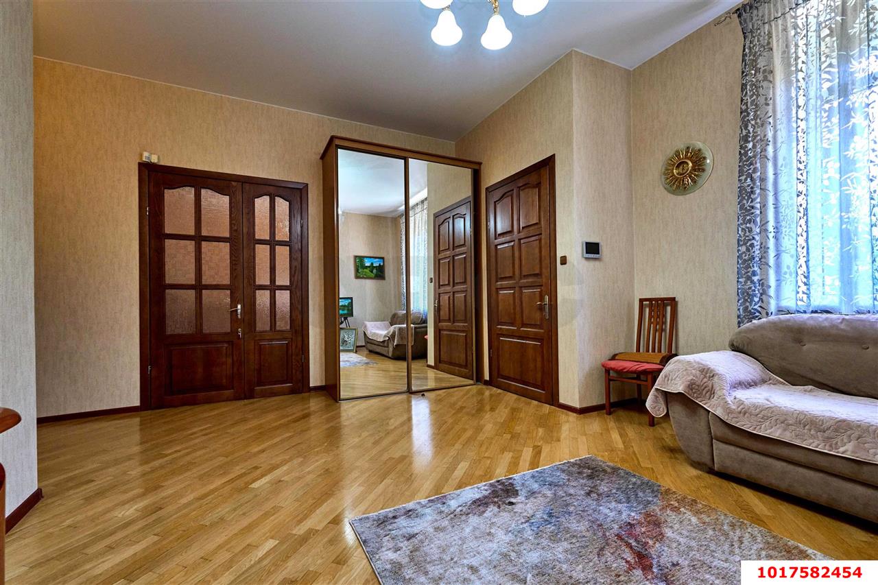 Фото №29: Дом 367&nbsp;м² + 12&nbsp;сот., 3&nbsp;эт. - Краснодар, Прикубанский внутригородской округ, мкр. Музыкальный, ул. Агрохимическая