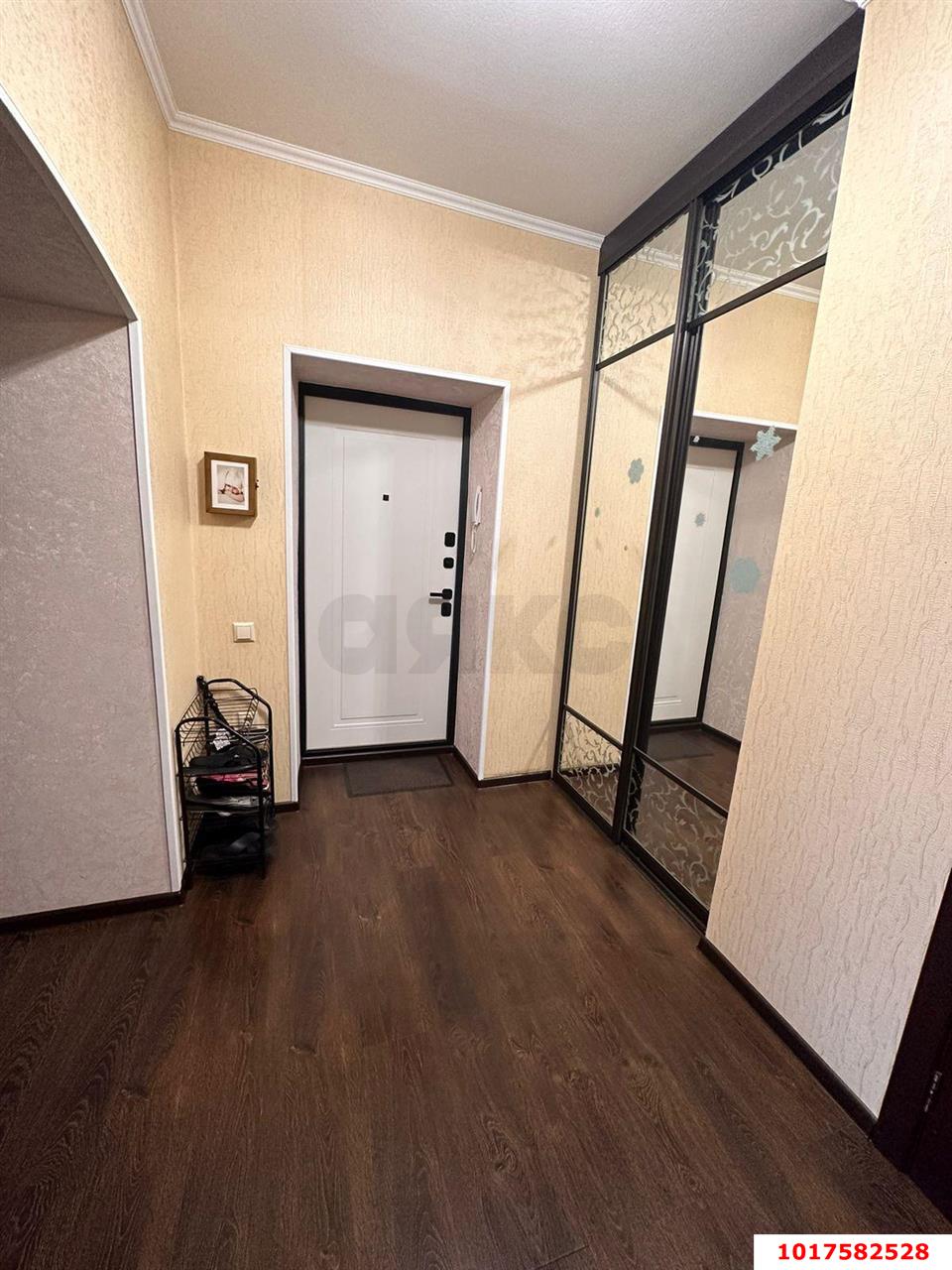 Фото №7: 2-комнатная квартира 67&nbsp;м², 4/5&nbsp;эт. - Краснодар, Прикубанский внутригородской округ, Калинино, мкр. Завод Радиоизмерительных Приборов, ул. Вологодская, 22