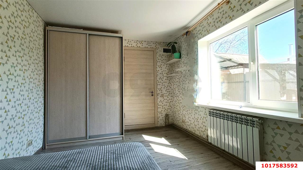 Фото №2: 2-комнатная квартира 38&nbsp;м², 1/1&nbsp;эт. - Краснодар, Прикубанский внутригородской округ, мкр. Славянский, ул. имени Толбухина, 73