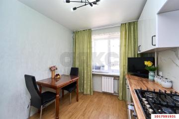 Фото №1: 3-комнатная квартира 62 м², 9/10 эт. - Краснодар, мкр. Камвольно-суконный Комбинат, ул. 1-я Заречная, 17