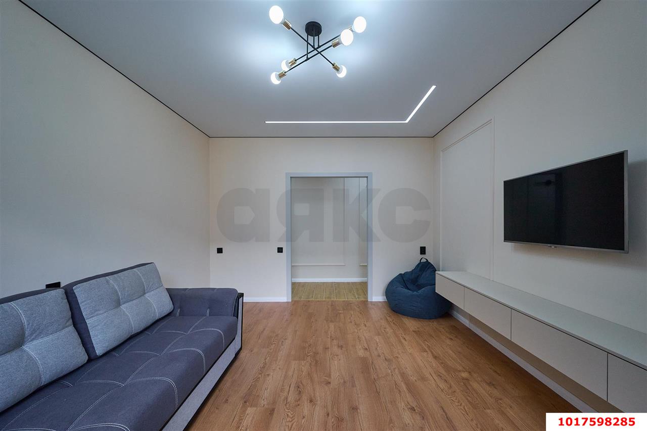 Фото №4: 3-комнатная квартира 82&nbsp;м², 13/24&nbsp;эт. - Краснодар, Карасунский внутригородской округ, Камвольно-суконный Комбинат, мкр. ЖК Урал, ул. Уральская, 87/7