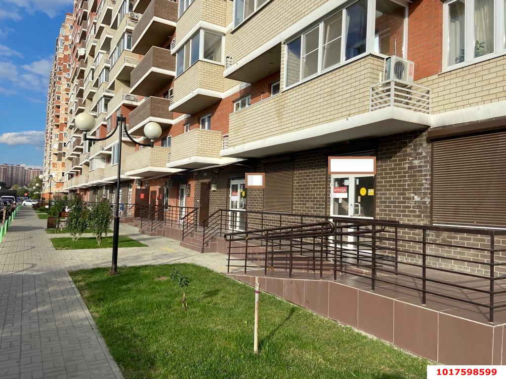 Фото №9: Торговое помещение 65&nbsp;м², 1/18&nbsp;эт. - Краснодар, Карасунский внутригородской округ, Гидростроителей, мкр. жилой комплекс Премьера, ул. Автолюбителей, 1/7к2