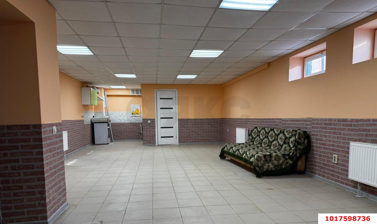 Фото №1: Офисное помещение 67&nbsp;м², 4&nbsp;эт. - Краснодар, Карасунский внутригородской округ, ж/р Новознаменский, ул. Есенина, 30Б