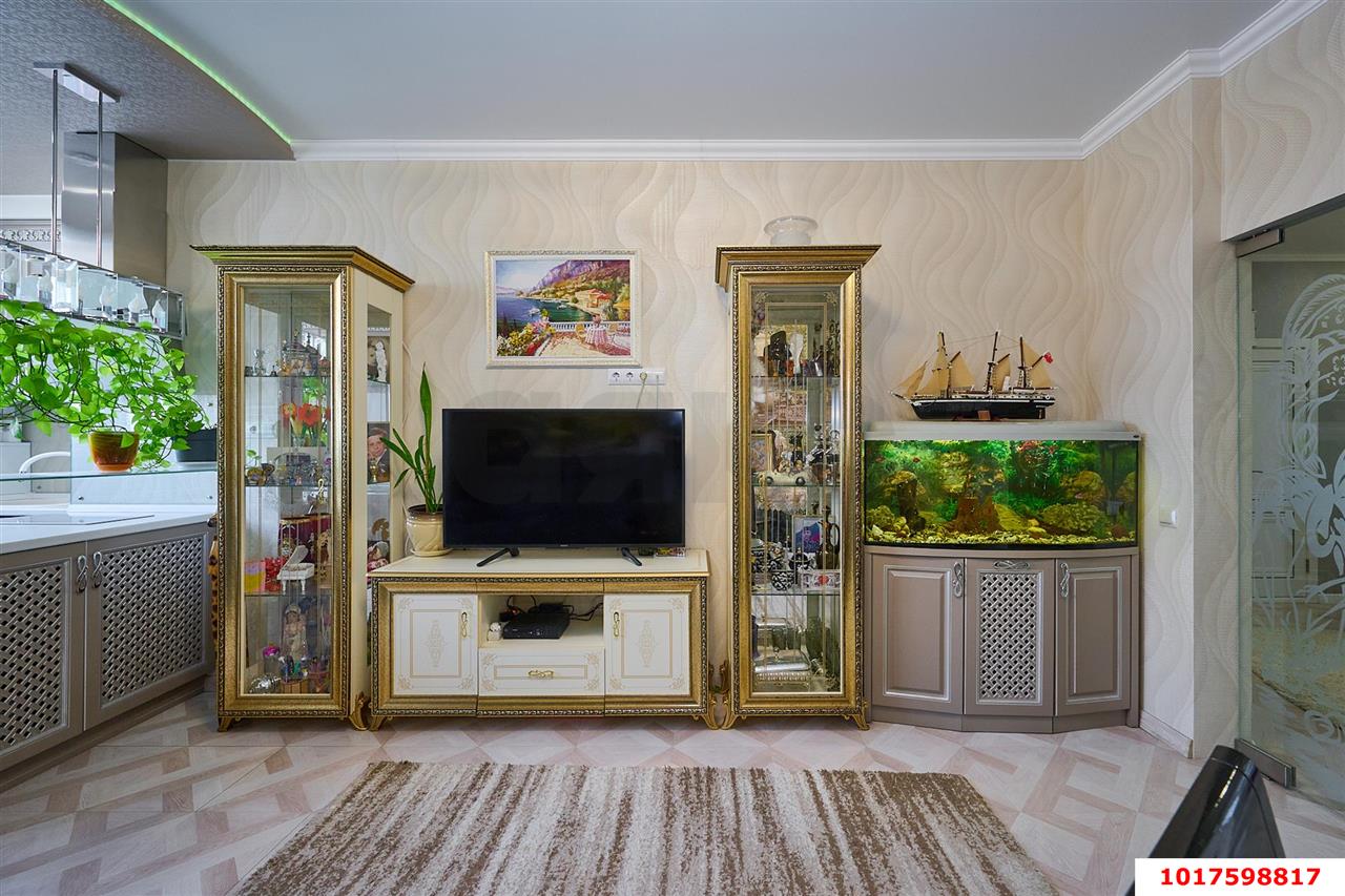 Фото №7: 2-комнатная квартира 75&nbsp;м², 13/19&nbsp;эт. - Краснодар, Западный внутригородской округ, мкр. Горгаз, ул. Николая Кондратенко, 6к2