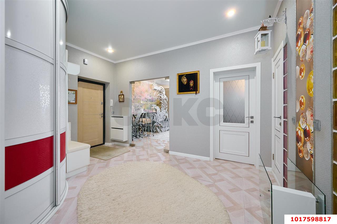 Фото №24: 2-комнатная квартира 75&nbsp;м², 13/19&nbsp;эт. - Краснодар, Западный внутригородской округ, мкр. Горгаз, ул. Николая Кондратенко, 6к2