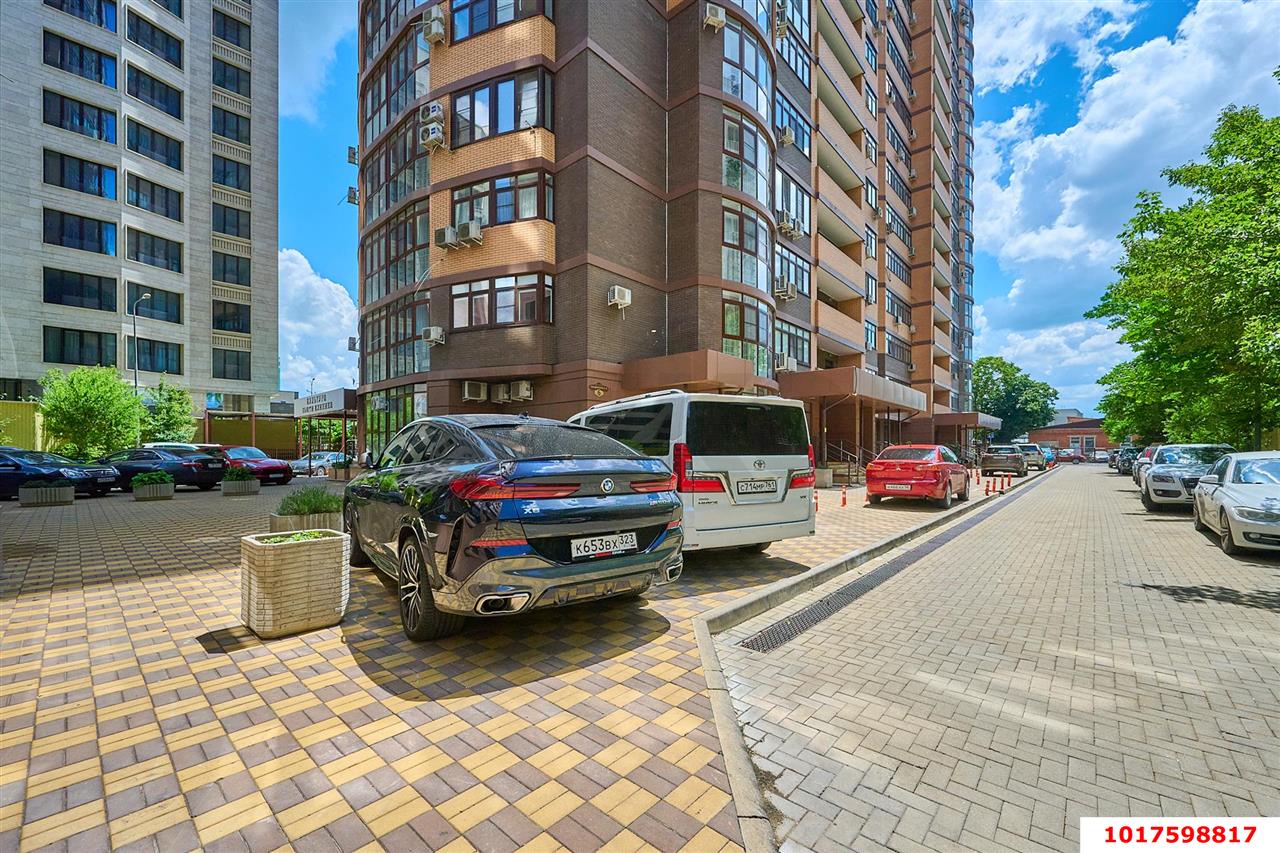 Фото №28: 2-комнатная квартира 75&nbsp;м², 13/19&nbsp;эт. - Краснодар, Западный внутригородской округ, мкр. Горгаз, ул. Николая Кондратенко, 6к2