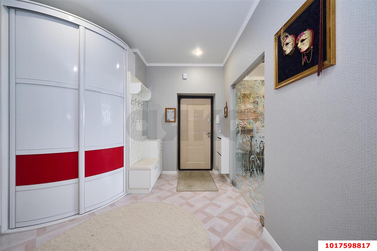 Фото №22: 2-комнатная квартира 75&nbsp;м², 13/19&nbsp;эт. - Краснодар, Западный внутригородской округ, мкр. Горгаз, ул. Николая Кондратенко, 6к2