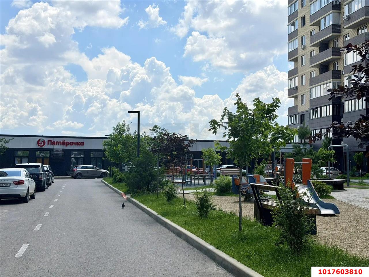 Фото №3: Торговое помещение 44&nbsp;м², 1/16&nbsp;эт. - Краснодар, Прикубанский внутригородской округ, мкр. жилой комплекс Ракурс, ул. имени Героя Ростовского, 8к6