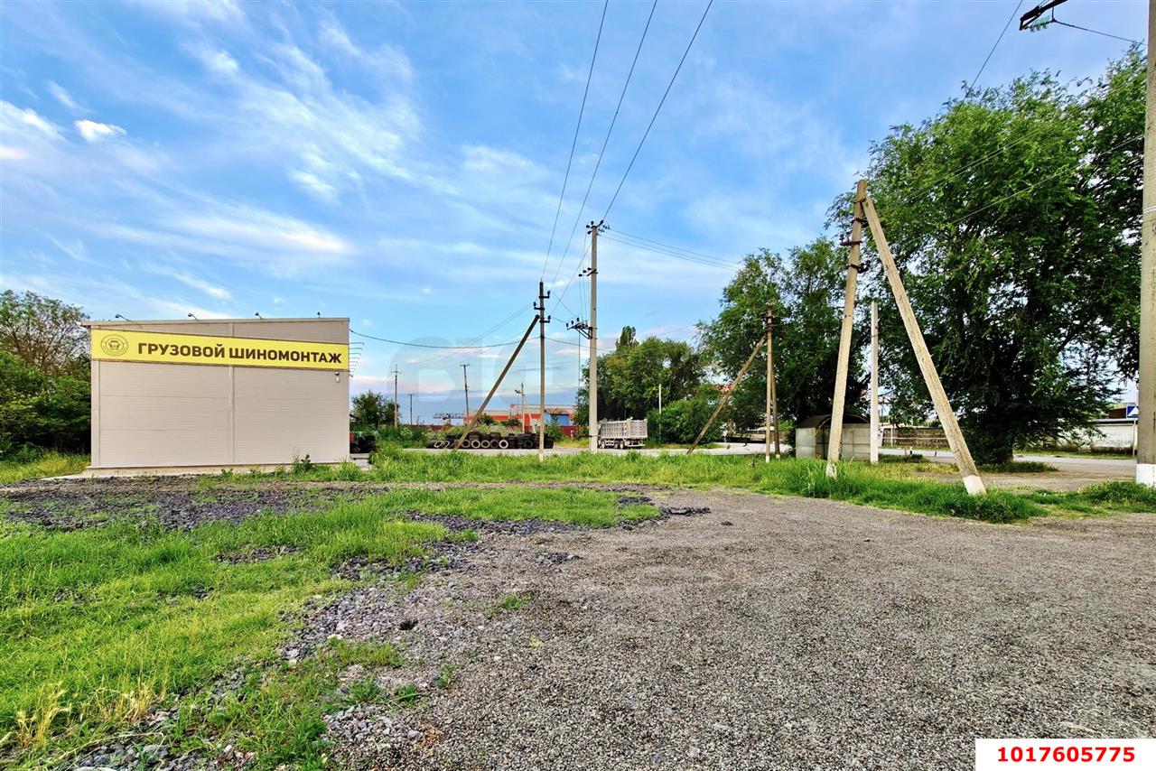 Фото №15: Коммерция 200&nbsp;м², 1&nbsp;эт. - Новотитаровская, ул. Крайняя, 2