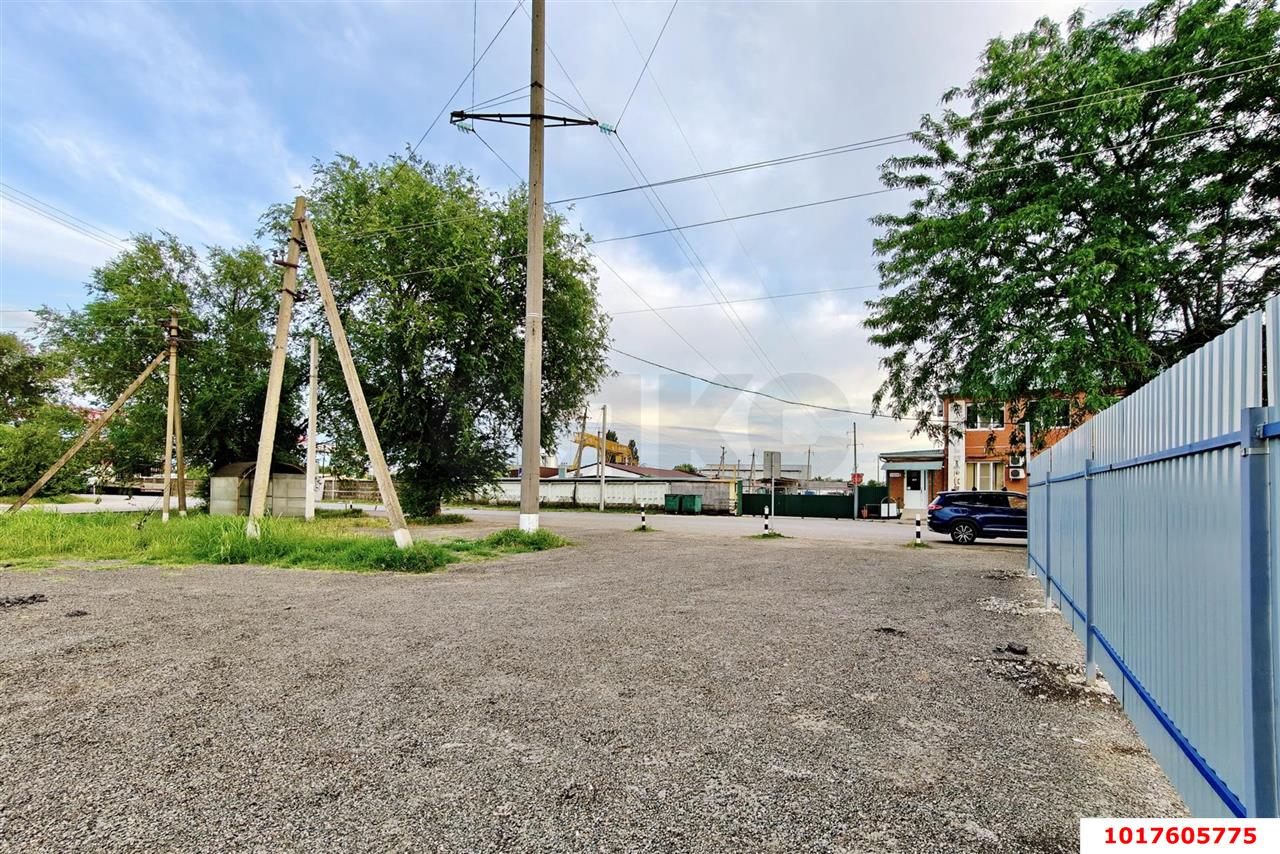 Фото №16: Коммерция 200&nbsp;м², 1&nbsp;эт. - Новотитаровская, ул. Крайняя, 2