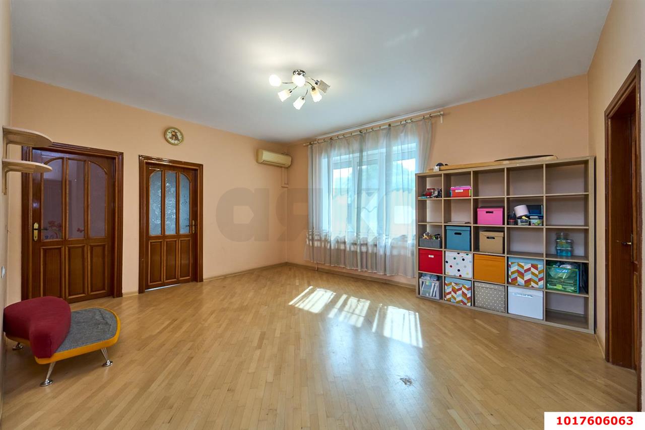 Фото №9: Дом 146&nbsp;м² + 5.7&nbsp;сот., 2&nbsp;эт. - Краснодар, Центральный внутригородской округ, мкр. Центральный, ул. Длинная, 130