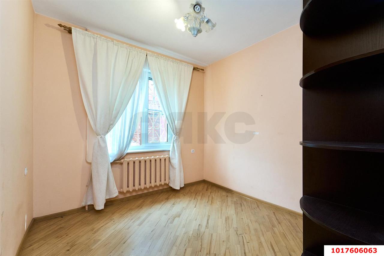 Фото №3: Дом 146&nbsp;м² + 5.7&nbsp;сот., 2&nbsp;эт. - Краснодар, Центральный внутригородской округ, мкр. Центральный, ул. Длинная, 130