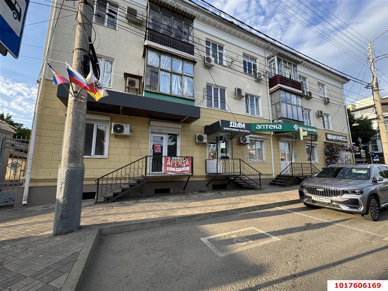 Фото №5: Торговое помещение 32&nbsp;м², 1/3&nbsp;эт. - Краснодар, Центральный внутригородской округ, мкр. Центральный, ул. Северная, 347