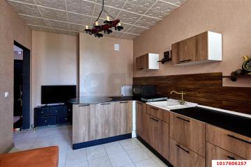 Фото №1: 1-комнатная квартира 45 м², 7/12 эт. - Краснодар, мкр. Кожзавод, ул. Минская, 122/2