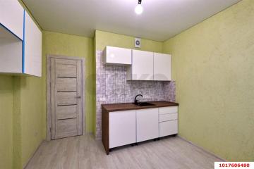 Фото №1: 1-комнатная квартира 39 м², 8/8 эт. - Краснодар, мкр. Светлоград, ул. Красных Партизан, 1/4к9