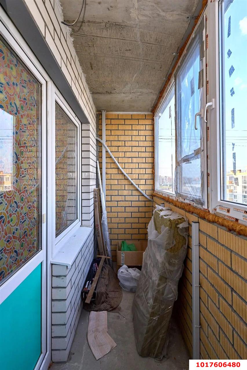 Фото №4: 1-комнатная квартира 42&nbsp;м², 8/8&nbsp;эт. - Краснодар, Прикубанский внутригородской округ, Славянский, мкр. Светлоград, ул. Красных Партизан, 1/4к9