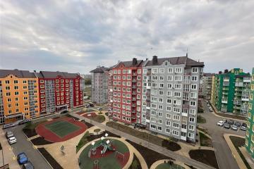 Фото №1: 1-комнатная квартира 29 м², 4/7 эт. - Краснодар, мкр. жилой комплекс Европа Клубный Квартал 6, ул. Карпатская, 11